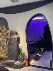 -TOP HAIR SALON