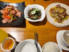 -隔壁老王·家常云南菜(花巷店)