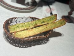 蒜香面包-俄士厨房(环球港店)