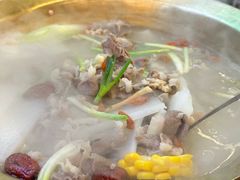 -江湖亮亮蒸虾大排档烤全羊清真(武汉总店)