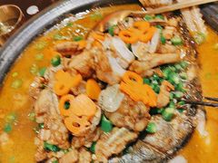 -探鱼·鲜青椒爽麻烤鱼(银泰城店)