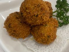 香酥鲮鱼韭菜球-金华安大酒楼·老牌潮菜·粤式茶点(东方国际店)
