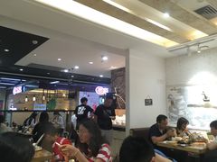 大堂-为什么牛潮汕牛肉火锅(万胜广场店)
