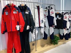 -Hopo Snow 城市滑雪空间(滨江宝龙城店)