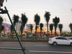 -四川小胡子海鲜(丁村万人海鲜广场店)