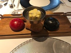 餐前包布里欧修-Tomato&Pepper法餐厅