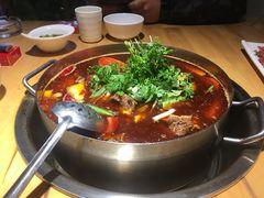 -大众跷脚牛肉馆·非遗传承单位(峨眉山店)