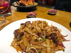 干炒牛河-花笙记打边炉·煲仔饭(五大道店)