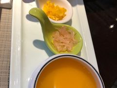 -江上荟·创意中国菜(绿地缤纷城店)
