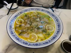 柠檬香茅鱼-你鲟欢·香茅柠檬鱼(金沙店)