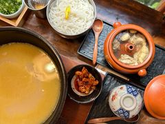-银米·云南传统过桥米线(双廊黑金冠店)