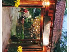 -Lam Vien Restaurant