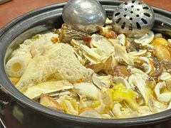 -菌之家·专业纯野生菌火锅·特色炒菌