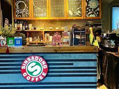 -新沙洞咖啡(泉乐坊店)