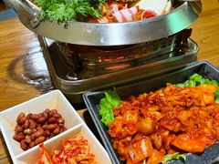 -恩你小木屋·韩式料理(假日广场店)