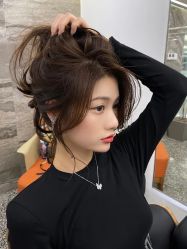 -Hello Lady发型设计