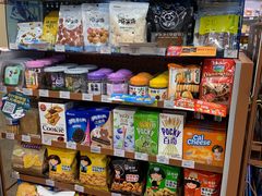 -全家便利店(宜山路站店)