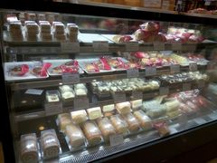 零售区-红宝石·鲜奶小方(莘庄龙之梦店)