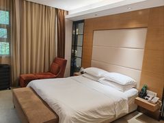 -上海怡沁园度假酒店