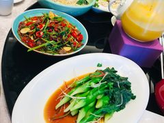 白灼芥兰菜-新南华大酒店(广中店)