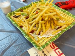 -肥肥虾庄·金牌油焖大虾(东湖欢乐谷店)