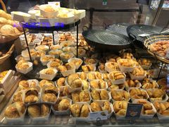 -巴黎贝甜(大宁国际商业广场店)