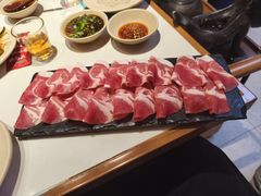 -老牌坊云南鱼豆花火锅(哈西万达店)
