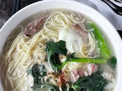 -侯臣咖啡文化村