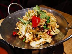 -吴越荣记苏州菜·松鼠桂鱼100%活鱼现做(斜塘老街店)