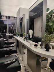 -菲·木田moontin造型salon
