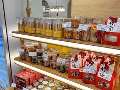 -85度C(生甜甜圈研究工坊·上海松江人民北路店)