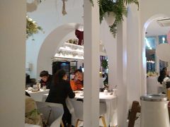 -春树下·树屋花房西餐厅(罍街AS1980店)