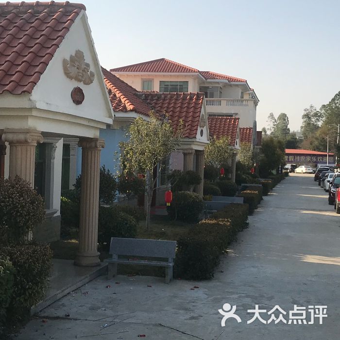 龙发温泉度假村