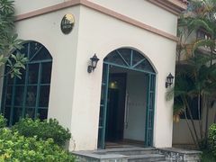 -海航新天地酒店(儋州那大中兴大街店)