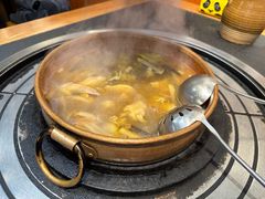 -阿山卓·野生菌火锅·纳西火塘烤肉