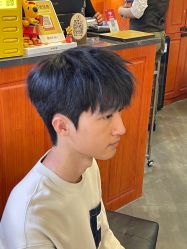 -米娜男士新国潮理发馆