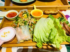-越弥越南传统美食馆