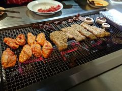 -马路牙子地桌烤肉(工体店)