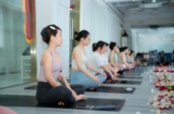 -亚太瑜伽普拉提学院