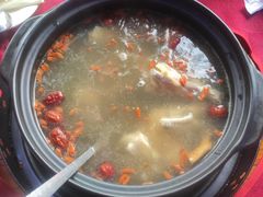 -花苑美食横琴生蚝火锅(拱北粤华路店)