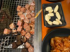 -肉甲韩国木炭烤肉(新壹街1店)