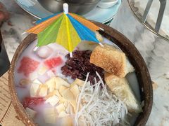 -春天里餐厅·云南创意菜特色美食(束河店)
