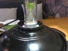 -洪氏嗨捞·广东猪肚鸡·椰子鸡火锅(西咸万象城店)