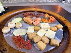 -阿昌白族石板烧·菌锅(大理古城店)