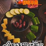 因为这里的服务员是最不像服务员的了