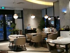 大堂-必胜客(武汉欢乐谷店)