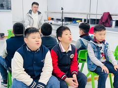 -蓝话筒·少儿成人演讲口才·主持朗诵·戏剧表演(大华第一坊店)