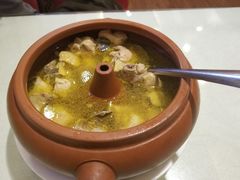 传统生蒸汽锅鸡-朱家小厨(红塔西路店)