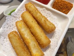 -海底捞火锅(杭州滨江九宜城店)