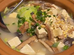 -郑庄脂渣海鲜楼(九水路店)